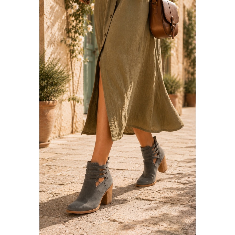 ANTHROPOLOGIE‎ Suede Ankle Boots Women 10 WRAPPED STRAP Whipstitch Block Heel